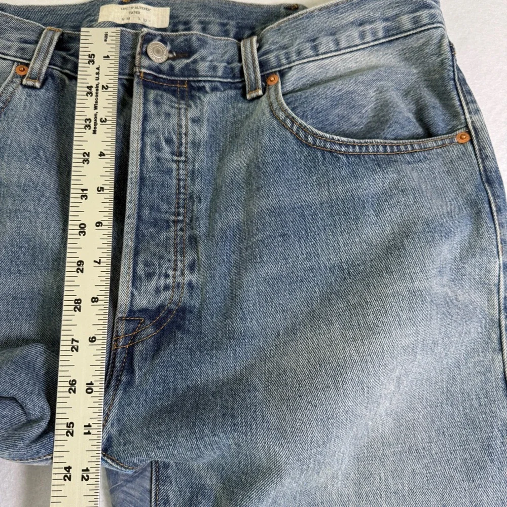 Levis Altered Taper Jeans Mens 38x32 Blue Light Wash Button Fly Reconstructed